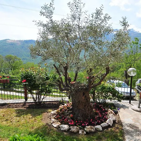 La Fonte Di Mariella Country house Gravedona
